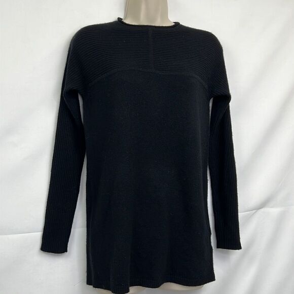 Tory Burch Black Cashmere sweater EUC size XS - Picture 1 of 14